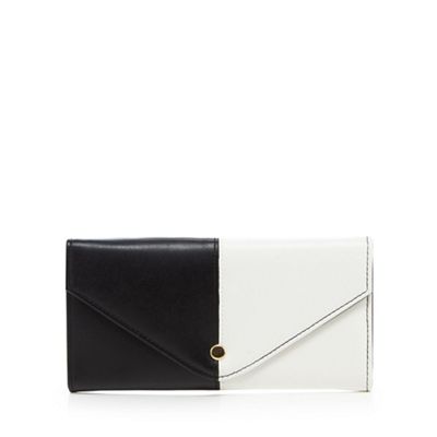 White monochrome purse